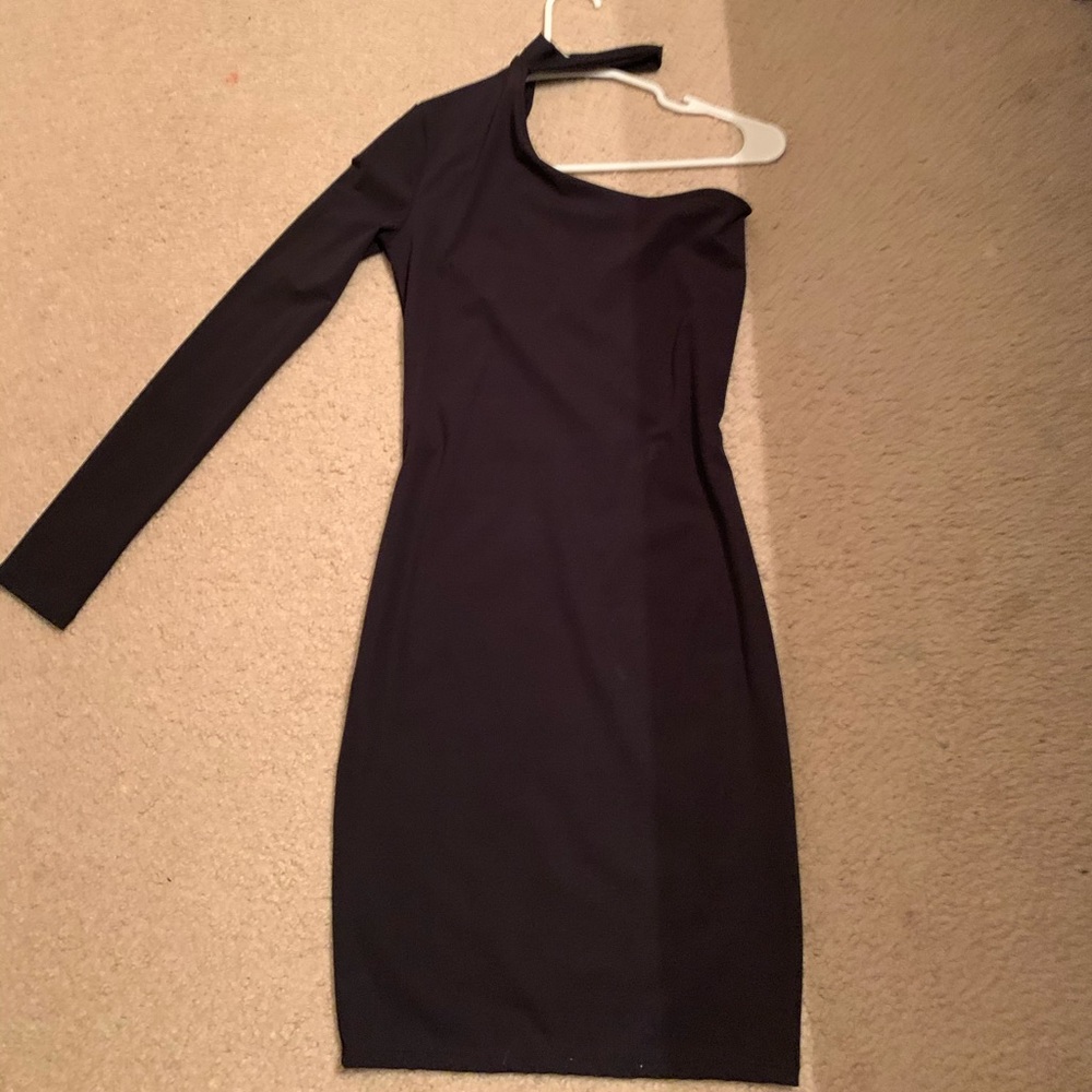 Bodycon one sleeve dress
